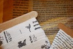 タグテープと古書ワックスペーパー